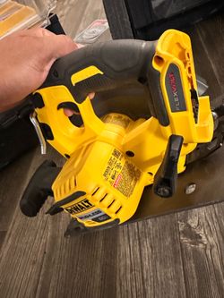 Flexvolt Circular Saw