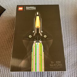 LEGO Pharrell Williams “Over the Moon” Set (10391) – 966 Pieces
