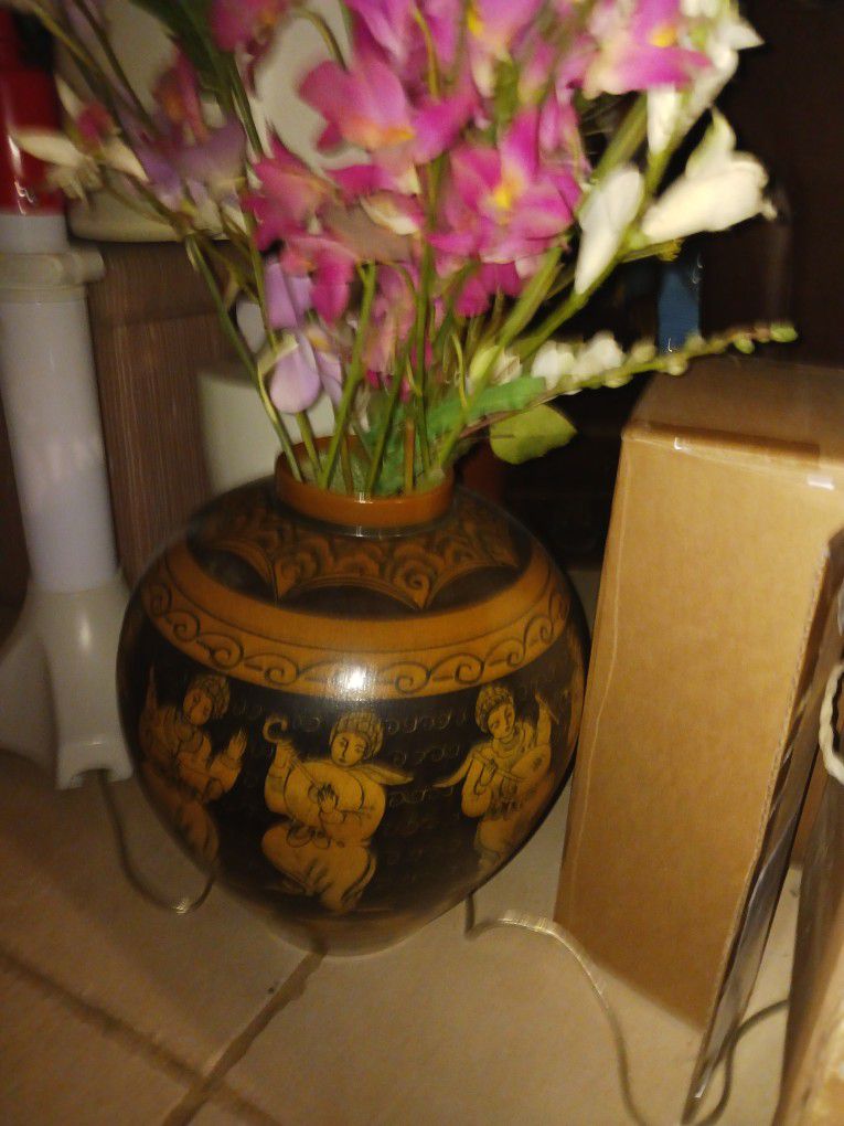 Hi End Exspensive Imported Larg Vase 25 Firm Look My Post Moving
