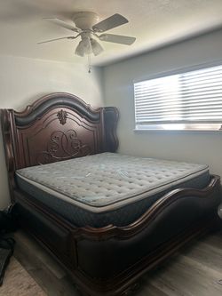 King size bed an mattress