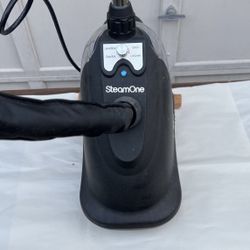 Garment Steamer SteamOne