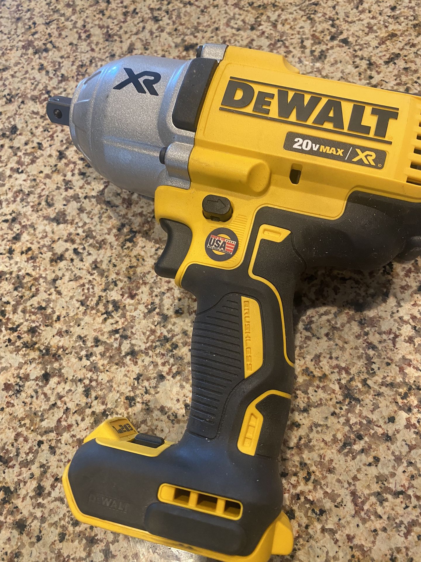 Dewalt 1/2 Inch Impact Wrench for Sale in San Jacinto, CA OfferUp