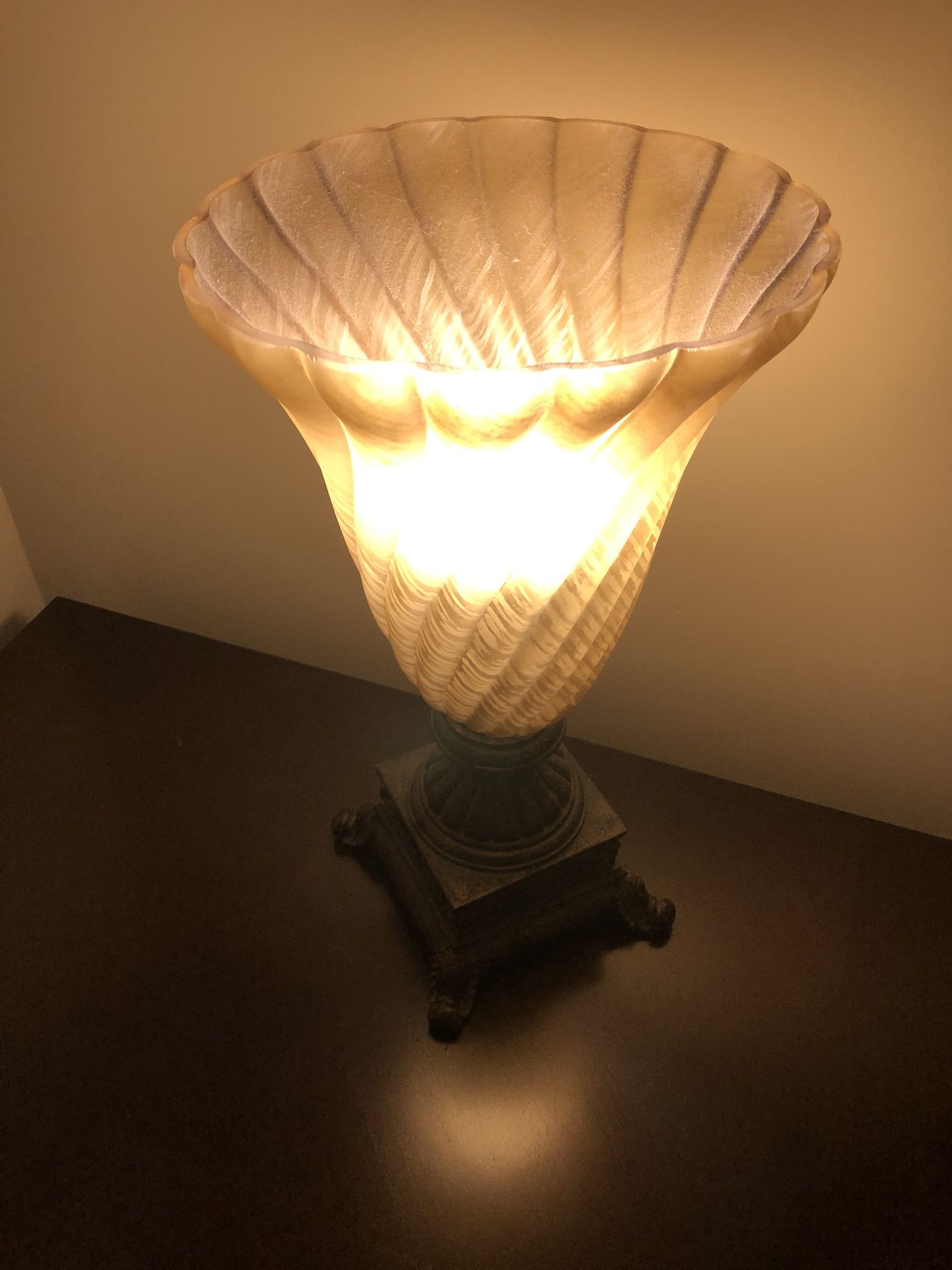 Nightstand lamps