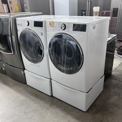 LG THINQ WASHER AND DRYER WITH PEDESTALS
