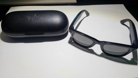 Rayban meta stories XL (gen 1), black frame, dark grey lenses