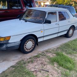 1989 Saab 900s