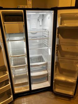 Side-by-Side Refrigerator with Ice Maker