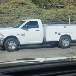 2015 DODGE RAM SERVICE TRUCK