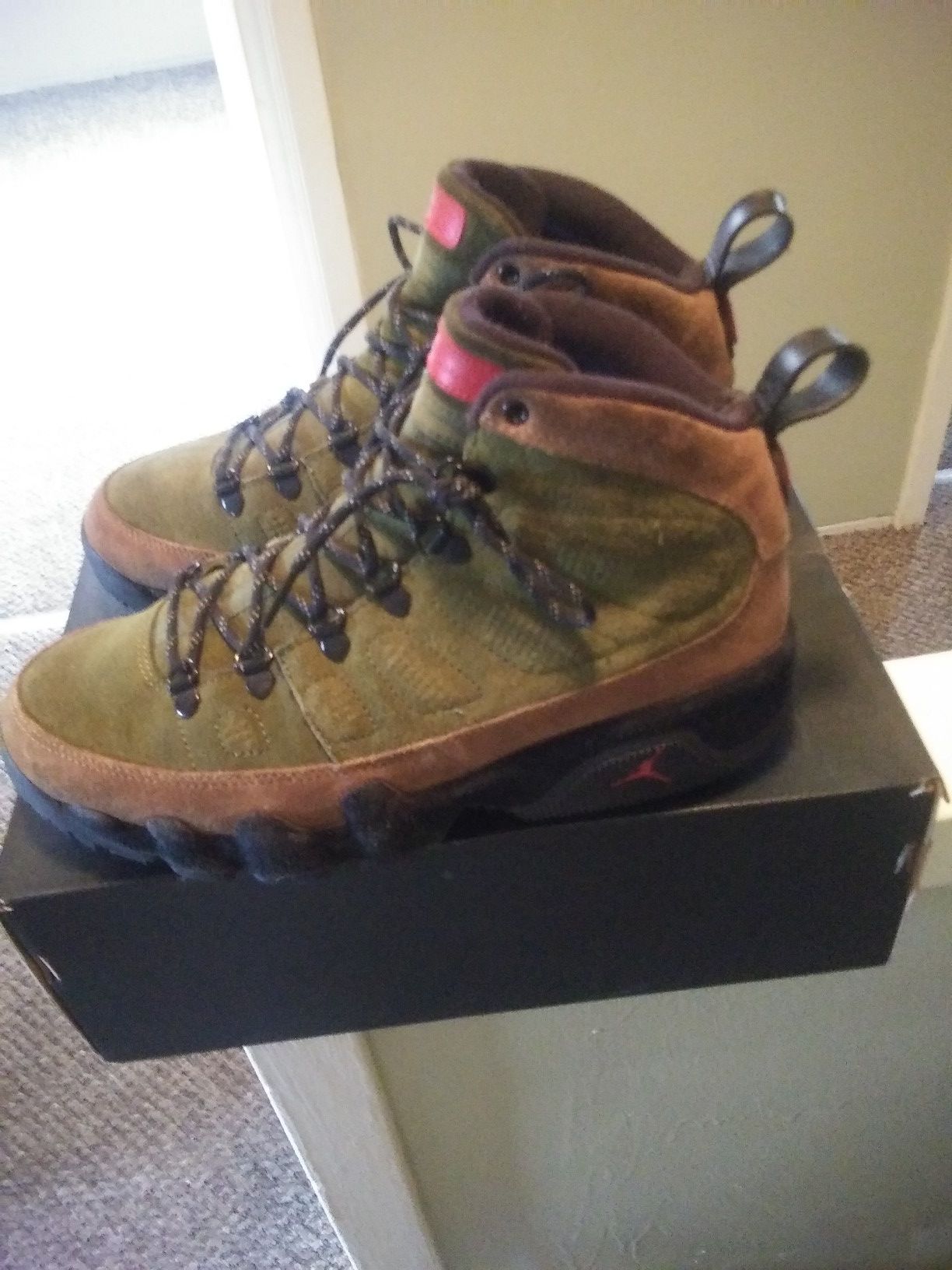 Air Jordan 9 Olive Boot Size 9