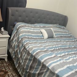 King Size Bed With Mattress 