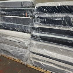 Mattress Land Blowout!!!!⚡️⚡️⚡️