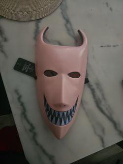 Lock mask plastic