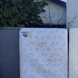 Free Full Size Living Spaces Mattress