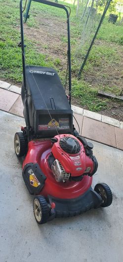 Troy-Bilt TB110 Gas Automatic Lawn Mower