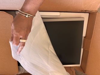 Samsung UR55 28" 4K UHD Monitor