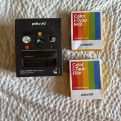 Polaroid Now Generation 3 BRAND NEW With Film!