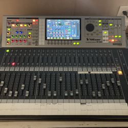 Roland M-400 V-Mixer Digital Console 48-Channel Live Digital Audio Mixer (church owned) CG00J7G