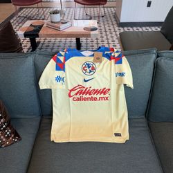 Nike Club America Soccer Jersey NWT Size M