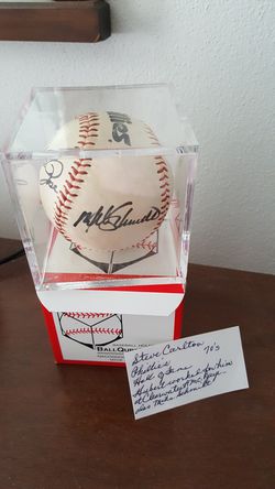Signed Autographed Mike Schmidt and Pete Rose 70's Phillies