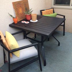 Gorgeous Patio Furniture-bought New For Condo Here But Moving To New Place No Patios! My Loss Your Gain Read Add or Details 