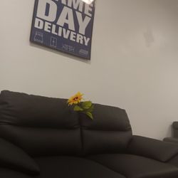 *Black Friday Now!!!*--- Contemporary Valencia Black Leather Sofa/Loveseat Sets---$10 Down Financing/Delivery Available🫡