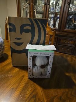 Limited Edition Starbucks Peanuts Snoopy Plush NIB w/ Box