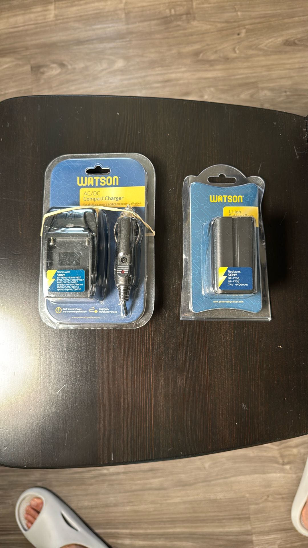 Watson AC/DC Compact Charger Plus NPF