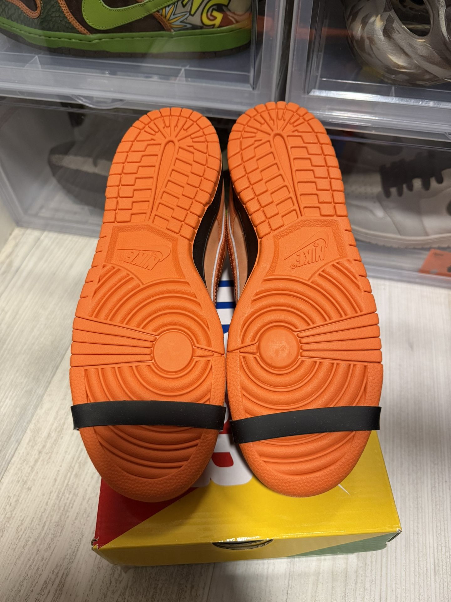 Nike SB Dunk Low OG QS Orange Lobster