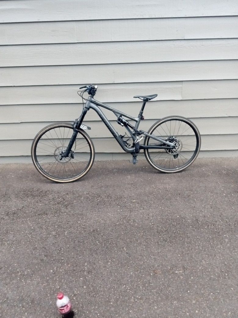 Mountain Bike Specialized Full Suspension Down Hill