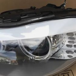 2013 BMW 535i Xdrive  Headlight Driver Side In Excellent Working Condition  Original BMW  Parts  $350 