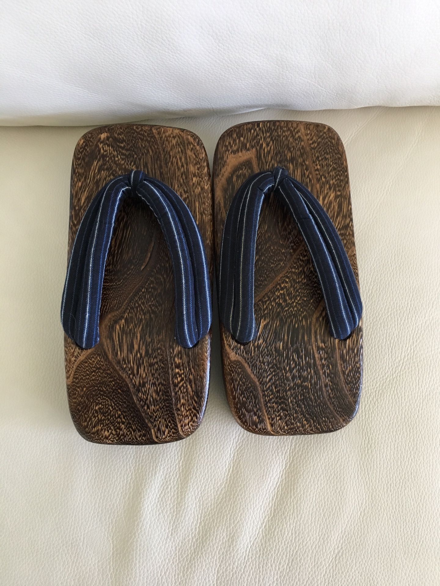 Brand New Japanese wooden sandals GETA
