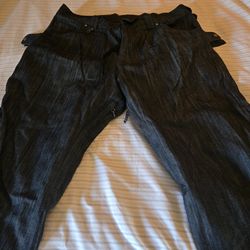 Snowboard pants