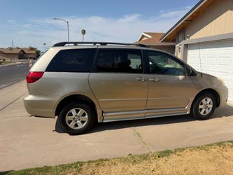 2005 Toyota Sienna