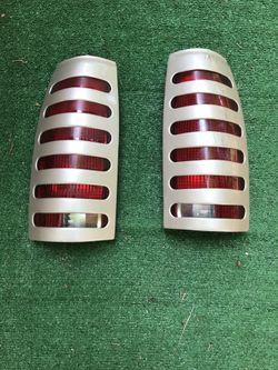 89-98 chavy truck original tail lights