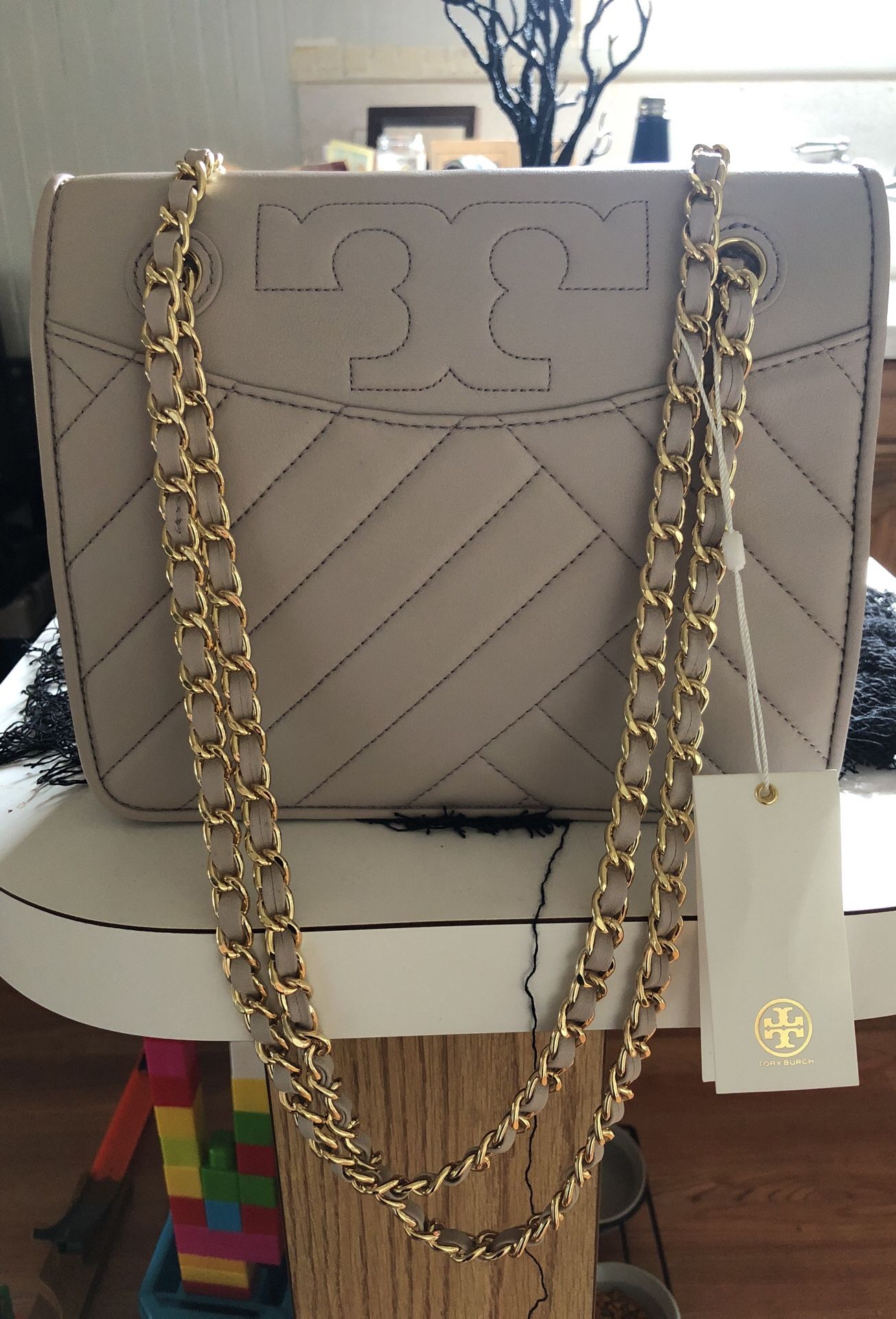 Tory Burch Alexa Convertible Shoulder for Sale in San Ramon, CA - OfferUp