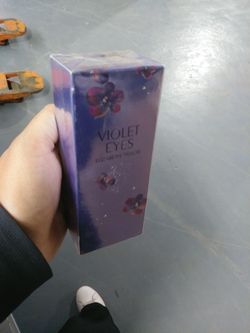 Elizabeth Taylor for Women Violet Eyes Eau de Parfum Spray ‑ 1 fl oz bottle