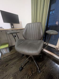 Rolling Office Chair