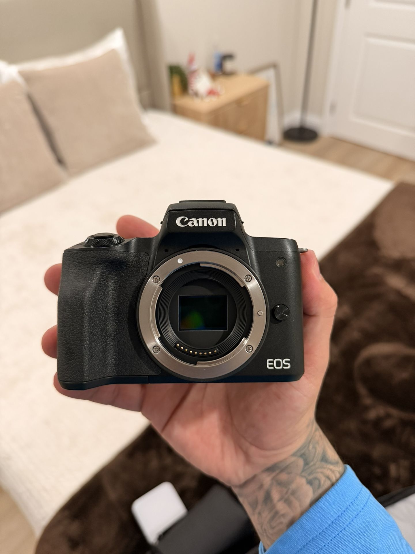Canon M50