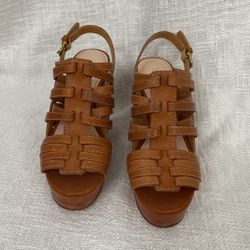 Coach Leather/wood Wedge In Size 6.5 Tan