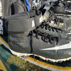 Baseball Gear - Like New Condition All