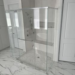 Frameless Shower Doors 