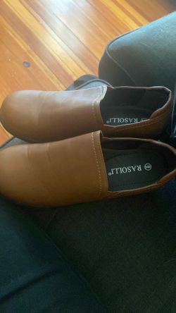 RASOLLI shoe