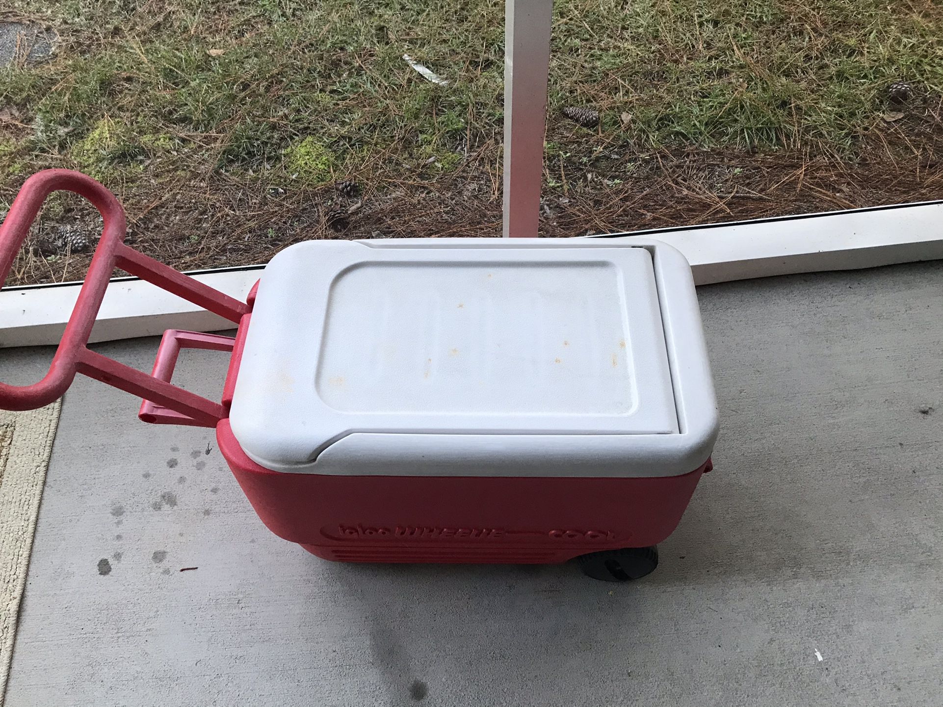 Red Cooler