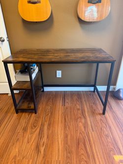 Desk computer / gaming