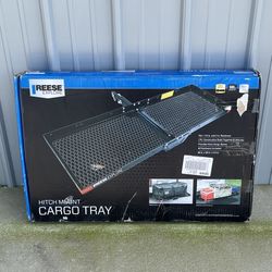 NEW IN BOX Reese Hitch Mount Cargo Carrier