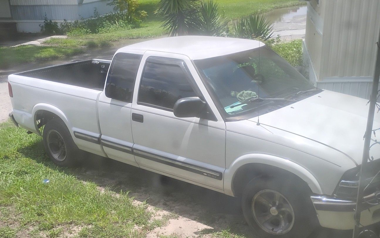 2003 Chevrolet S-10