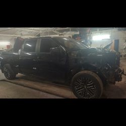 2020 Crew Cab Chevy Silverado For Parts 