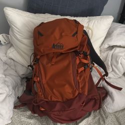 REI Traverse 32 Daypack