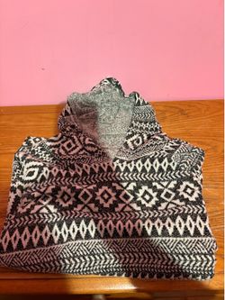 Free women’s sweater