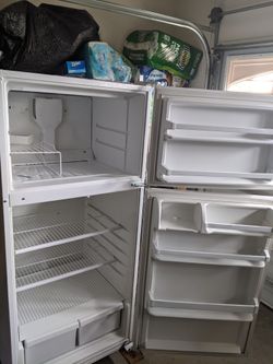 Kirkland Signature Whirlpool Edition Refrigerator 